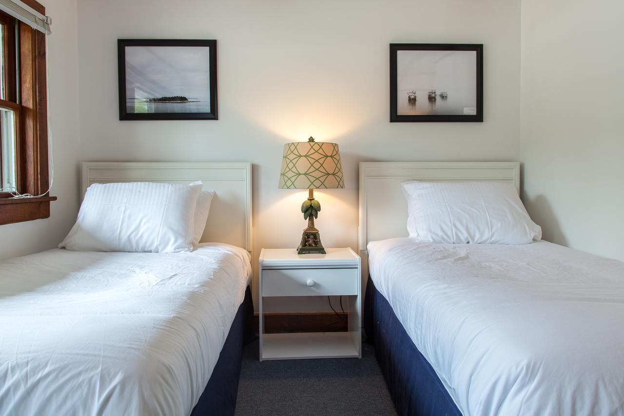 Merrybell Motel Lincolnville Bagian luar foto