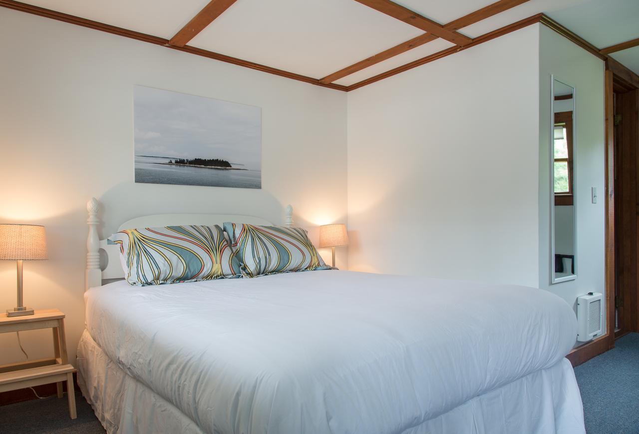 Merrybell Motel Lincolnville Bagian luar foto