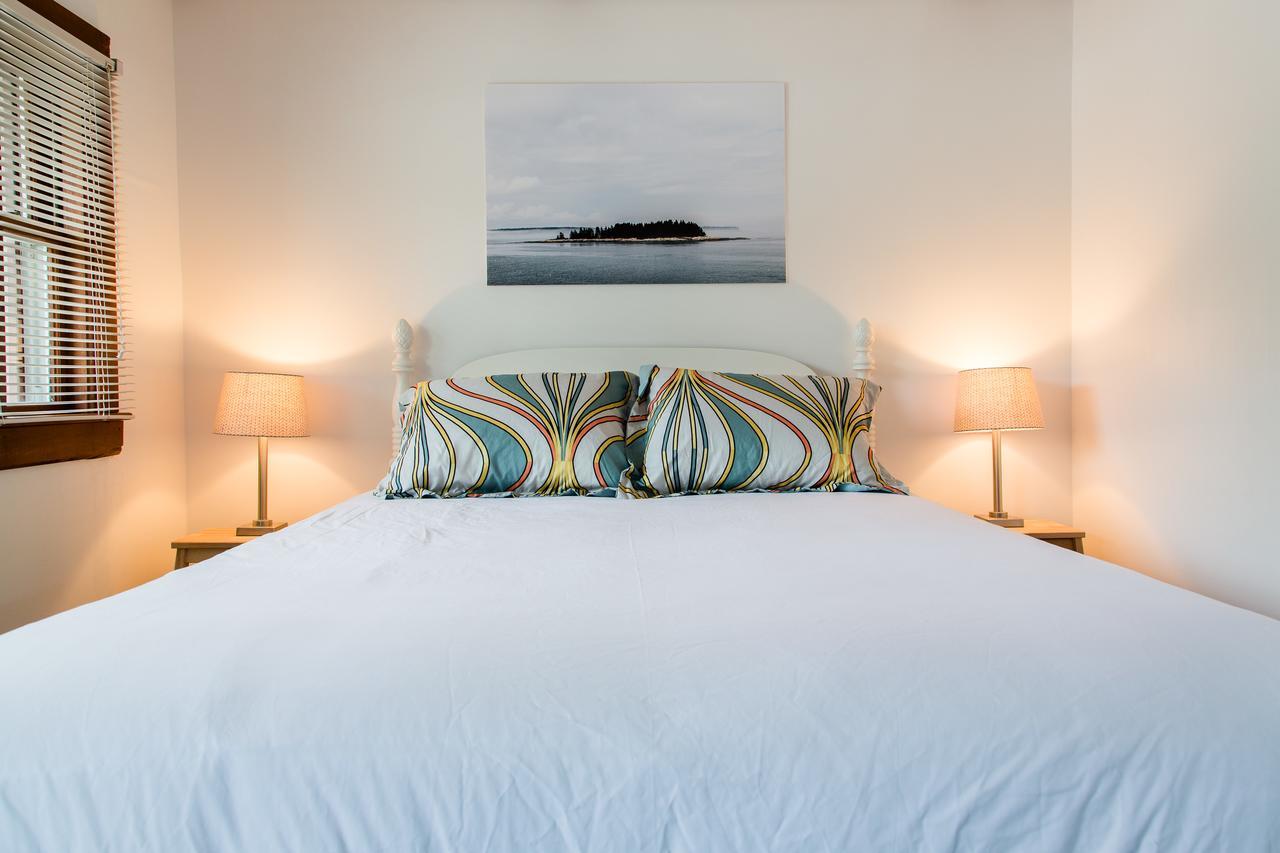 Merrybell Motel Lincolnville Bagian luar foto